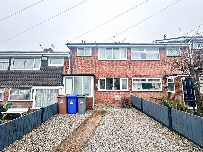 3 Bedroom Property For Sale In Newmount Road, Stoke-On-Trent, ST4