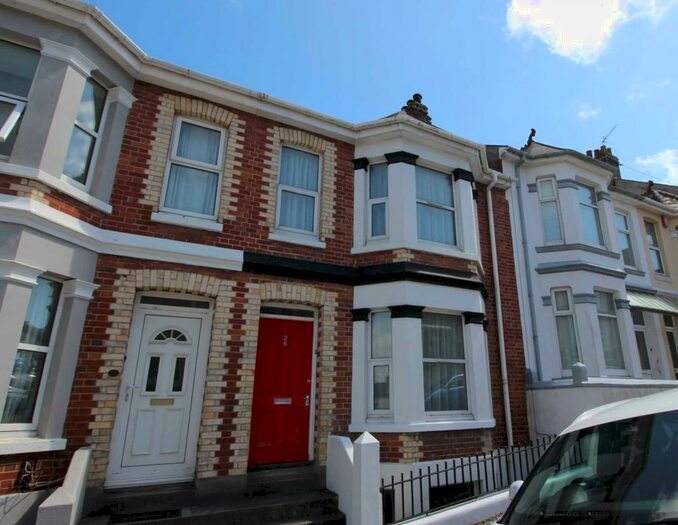 4 Bedroom Terraced House To Rent In Lincoln Avenue, Lipson, PL4