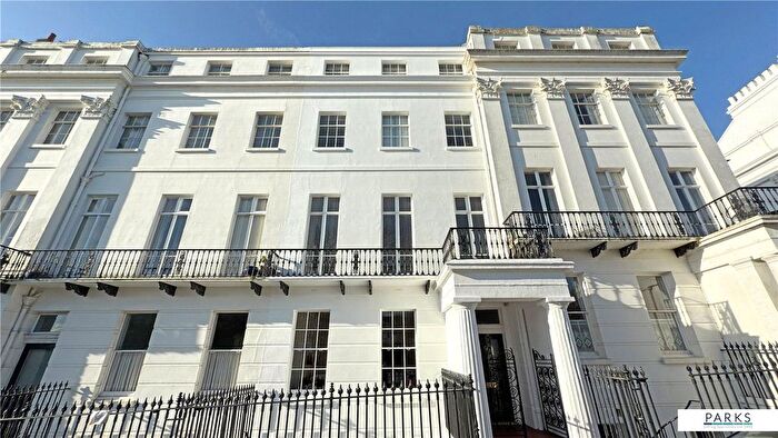2 Bedroom Flat To Rent In Sussex Square, Brighton, East Sussex, BN2