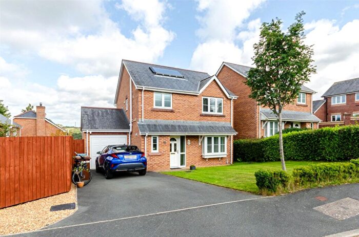 3 Bedroom Detached House For Sale In Llys Adda, Bangor, Gwynedd, LL57