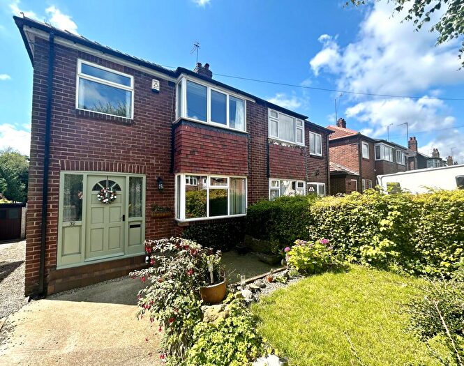 3 Bedroom Semi-Detached House To Rent In Birchwood Avenue, Shadwell, Leeds, LS17
