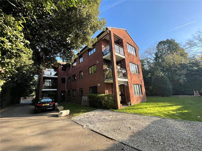 2 Bedroom Apartment To Rent In Wellington Road, Bournemouth, Dorset, BH8