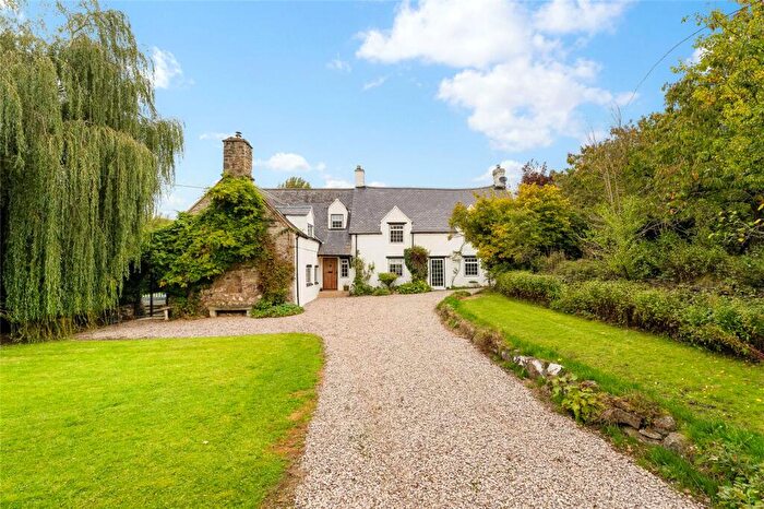 7 Bedroom Equestrian Facility For Sale In Rhyd-y-Foel, Abergele, Conwy, LL22