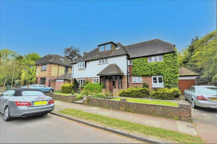 7 Bedroom Detached House To Rent In Cedars Close, Hendon, NW4