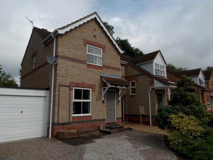 2 Bedroom House To Rent In Baker Crescent, Lincoln, LN6