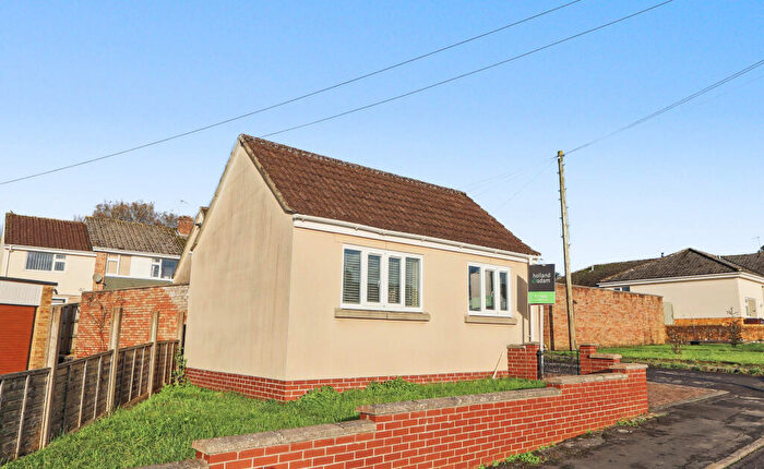 2 Bedroom Detached Bungalow For Sale In Goodymoor Avenue, Wells, BA5