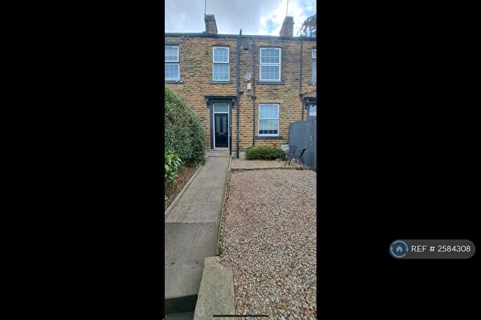 2 Bedroom Terraced House To Rent In Radcliffe Terrace, Pudsey, LS28