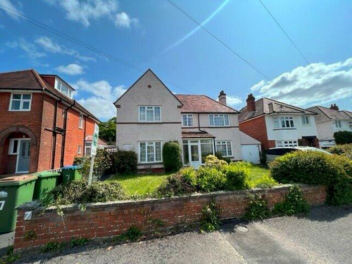 3 Bedroom Detached House To Rent In Melrose Road, Southampton, Hampshire, SO15