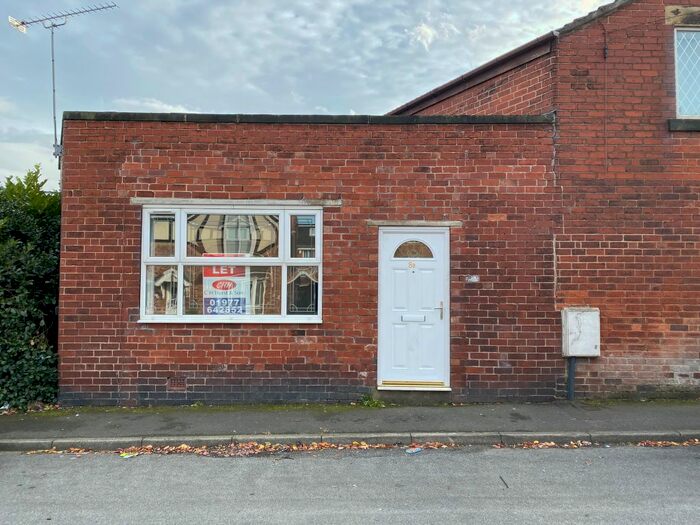 Studio To Rent In Grove Lane, Pontefract, WF9