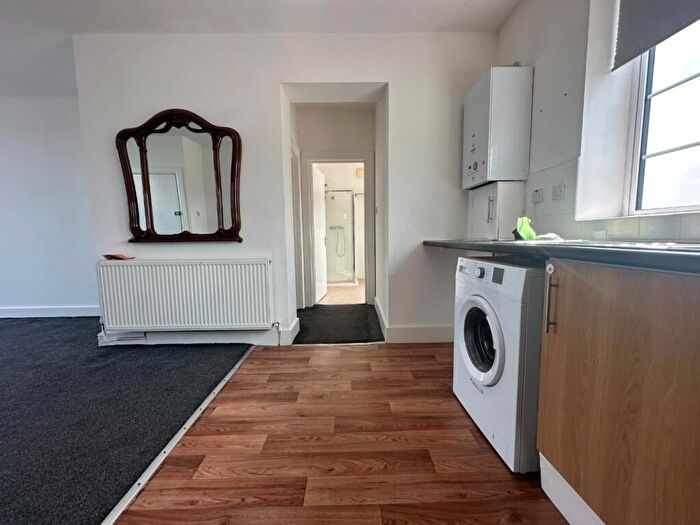 1 Bedroom Flat To Rent In Harrow Road, Wembley, Greater London, HA0