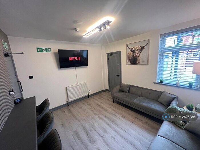 6 Bedroom Terraced House To Rent In Victoria Street, Reading, RG1