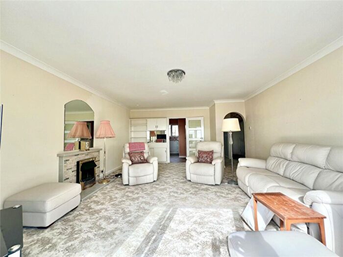 2 Bedroom Apartment For Sale In Wharncliffe Road, Highcliffe On Sea, Christchurch, Dorset, BH23