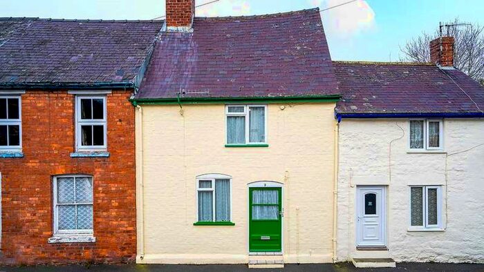 2 Bedroom End Of Terrace House For Sale In 9 Station Street, Bishops Castle, Shropshire, SY9
