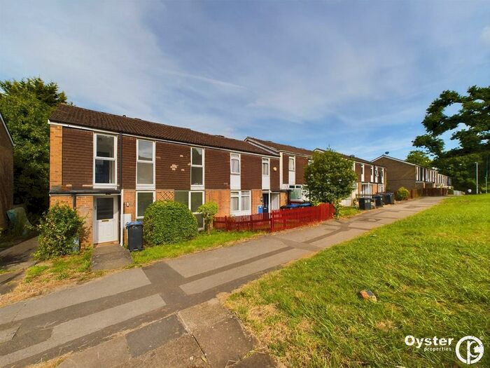 4 Bedroom Terraced House To Rent In Arbour Court, Northampton, NN3