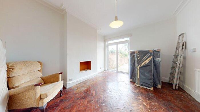 4 Bedroom Terraced House To Rent In Newminster Road, Cardiff, CF23