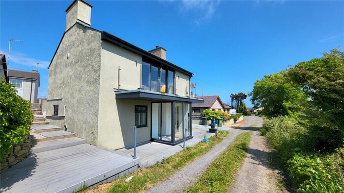 3 Bedroom Detached House For Sale In South Stack Road, Holyhead, Sir Ynys Mon, LL65