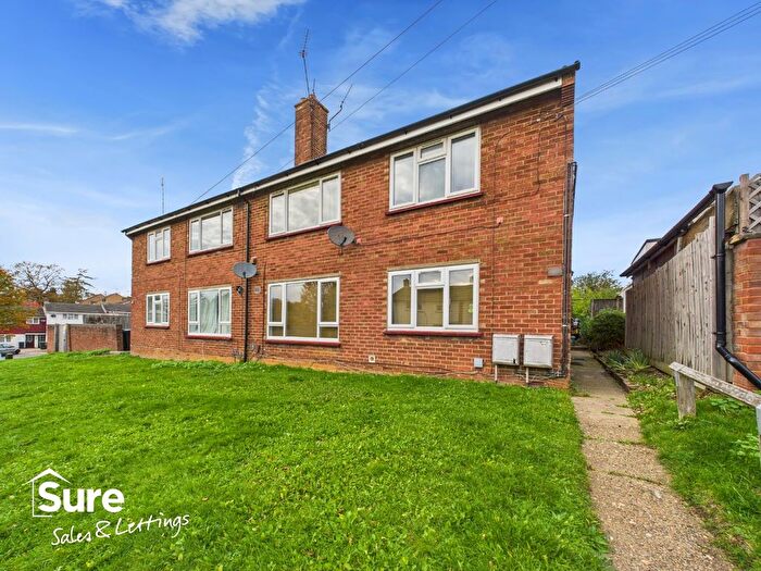 2 Bedroom Maisonette To Rent In Thumpers, Hemel Hempstead, Hertfordshire, HP2