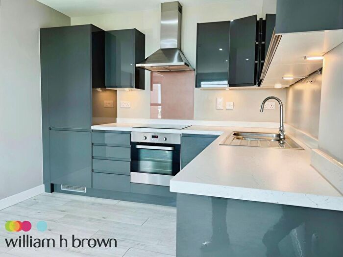 2 Bedroom Apartment To Rent In Victoria Avenue, Southend-On-Sea, SS2