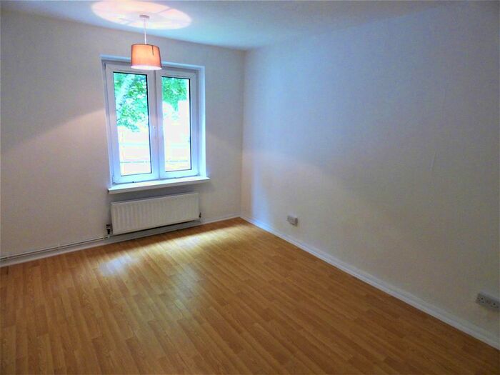 3 Bedroom Flat To Rent In Ladywood Middleway, Edgbaston, Birmingham, B16