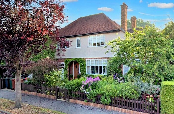 4 Bedroom Detached House To Rent In St. Marys Avenue, Northwood, HA6