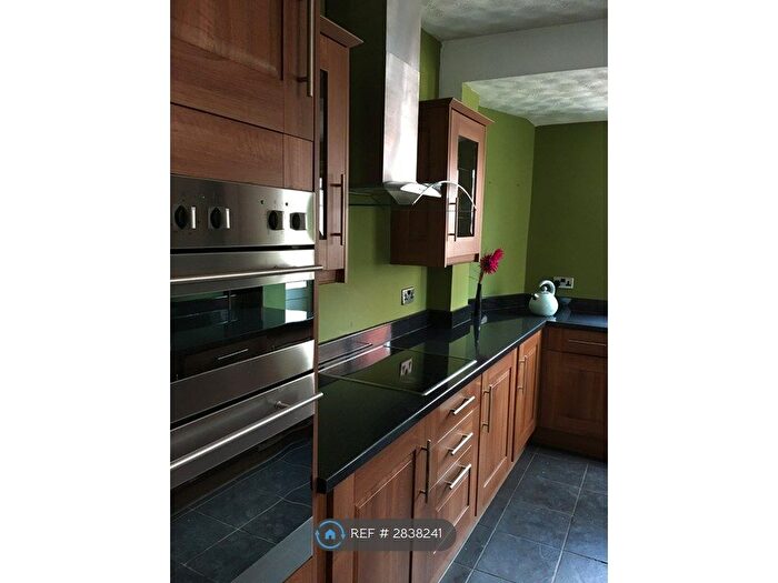 3 Bedroom End Terrace House To Rent In Littleton Road, Salford, M6