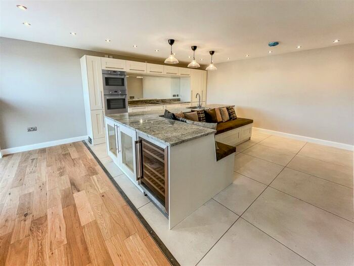 3 Bedroom House For Sale In Bevercotes Lane, Tuxford, Newark, NG22