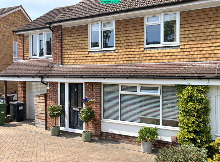 4 Bedroom Semi Detached House For Sale In Foxcombe Drive, Tilehurst, Reading, RG31
