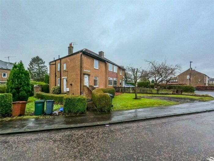 3 Bedroom Property To Rent In Broomlea Crescent, Edinburgh, EH12