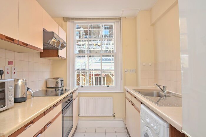 1 Bedroom Flat To Rent In Reeves Mews, London, W1K