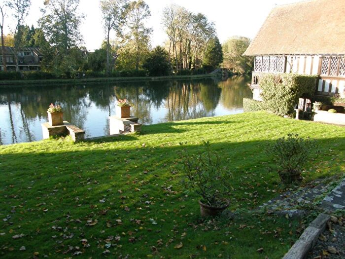 2 Bedroom Apartment To Rent In Cariad Court, Cleeve Road, Goring-on-Thames, RG8