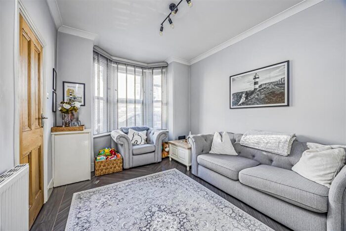 3 Bedroom Terraced House For Sale In Portchester Road, Portsmouth, PO2