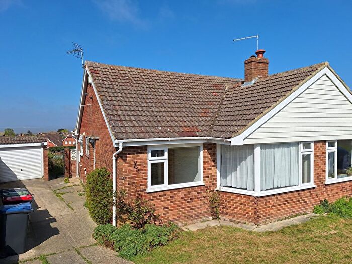 2 Bedroom Bungalow To Rent In Norview Road, Whitstable, Kent, CT5