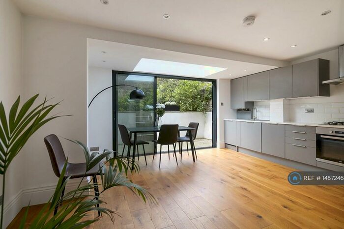 1 Bedroom Flat To Rent In Mildmay Grove North, London, N1