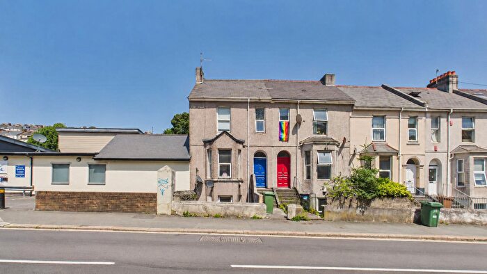 2 Bedroom Flat For Sale In Percy Terrace, Plymouth, PL4