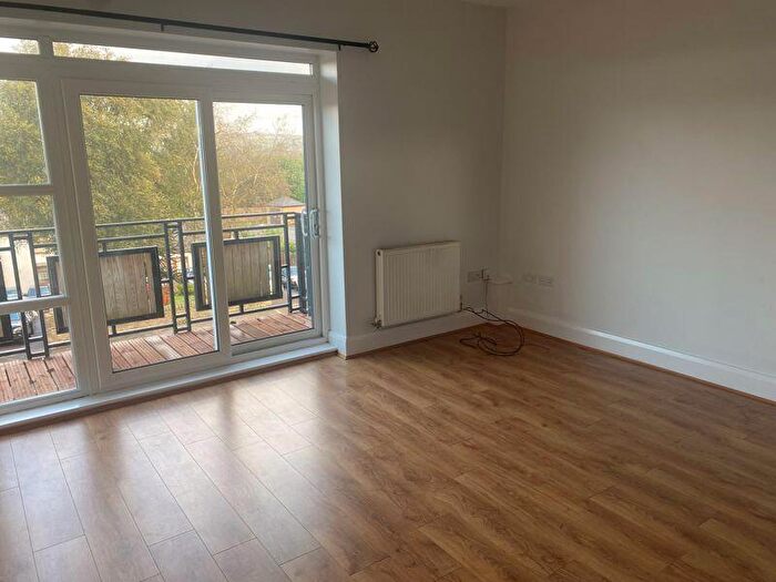 2 Bedroom Flat To Rent In Hulton Mount, St. Helens Road, Bolton, Greater Manchester, BL3