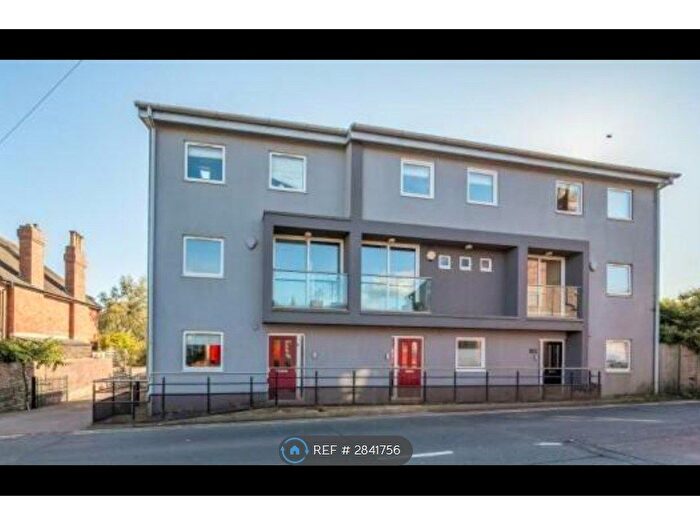 3 Bedroom Terraced House To Rent In Barton Road, Hereford, HR4