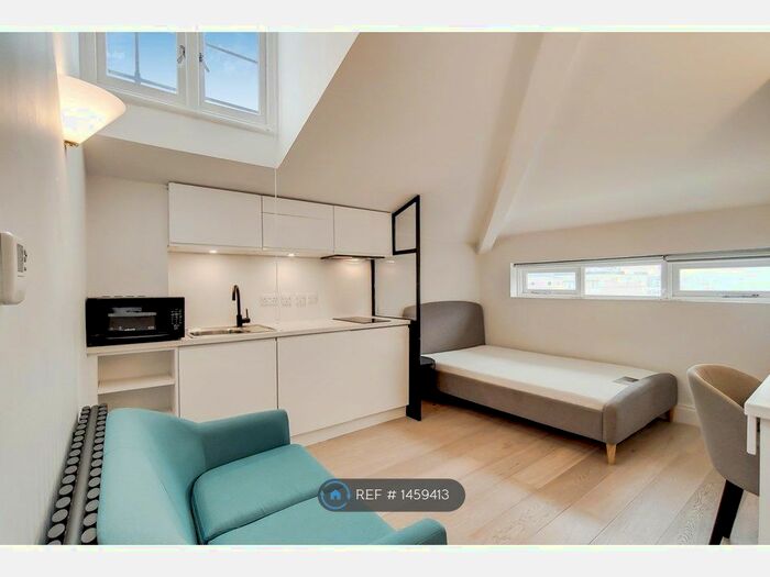 Studio To Rent In Westbourne Terrace, London, W2