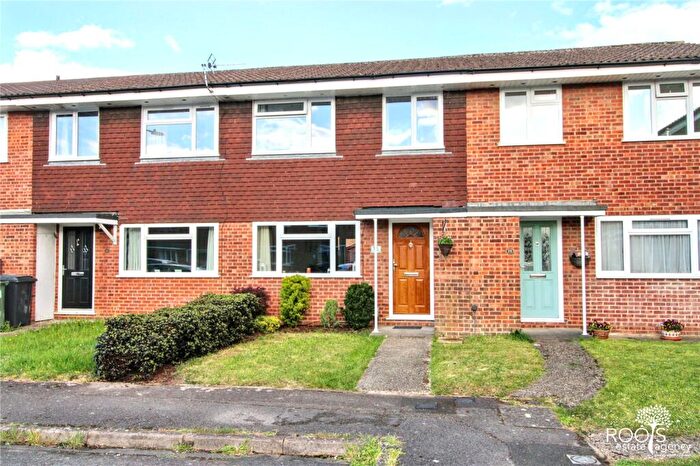 3 Bedroom Terraced House For Sale In Mill Reef Close, Thatcham, Berkshire, RG19