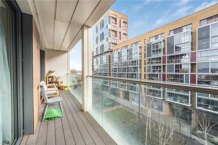 2 Bedroom Flat For Sale In Dalston Square, London, E8