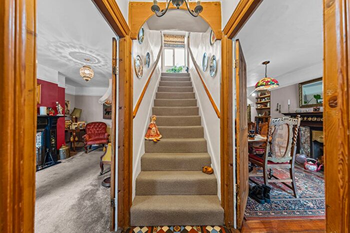 4 Bedroom Cottage For Sale In Broad Green, Wellingborough, NN8