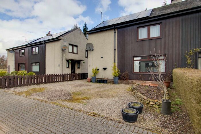 3 Bedroom Semi-Detached House For Sale In Woodlands Avenue, Forfar, DD8
