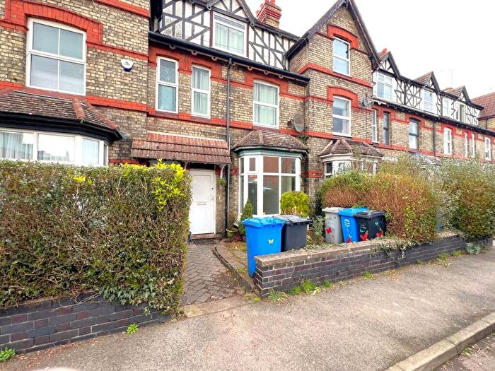1 Bedroom Flat To Rent In Eden Street, Kettering, NN16