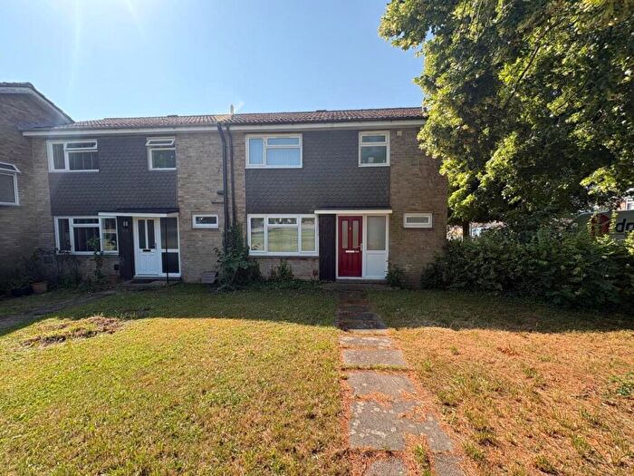 3 Bedroom Terraced House For Sale In Kettering Road North, Spinney Hill, Northampton, NN3