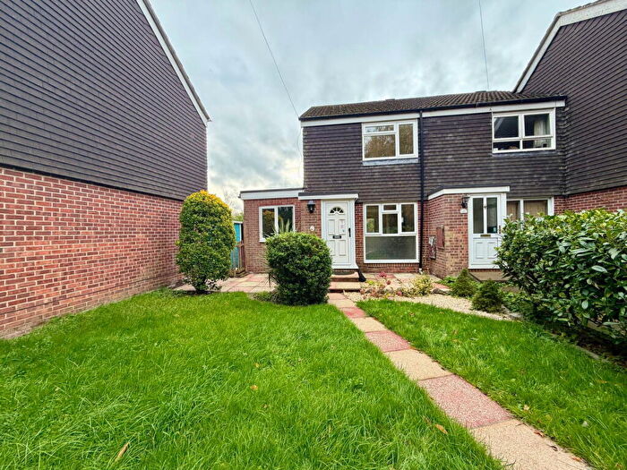 1 Bedroom Semi-Detached House To Rent In Newport Road, Newbury, RG14