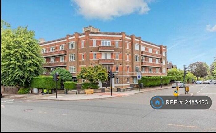 3 Bedroom Flat To Rent In Highcroft, London, N6