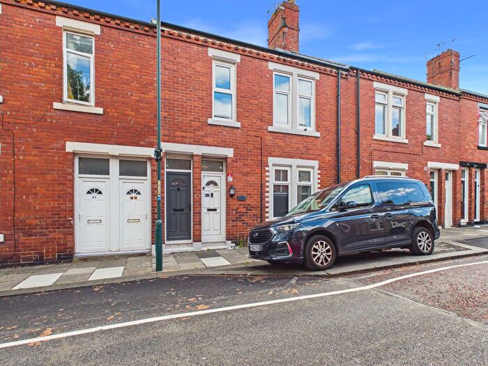 3 Bedroom Flat For Sale In Brabourne Street, South Shields, NE34