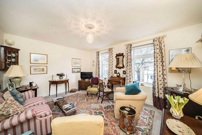 1 Bedroom Flat For Sale In Dale Street, London, W4