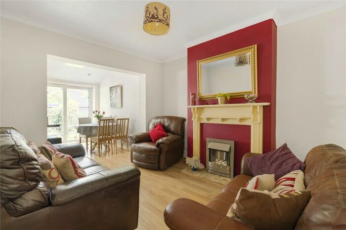 3 Bedroom Semi-Detached House To Rent In Colterne Close, Headington, OX3