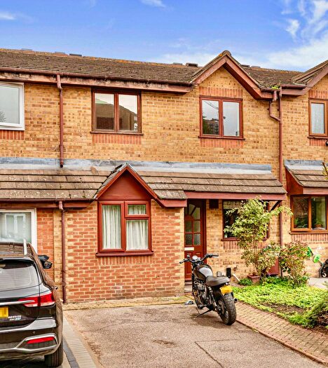 4 Bedroom Terraced House For Sale In Brindley Close, Wembley, HA0