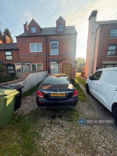 3 Bedroom End Of Terrace House To Rent In Worcester Road, Kidderminster, DY11